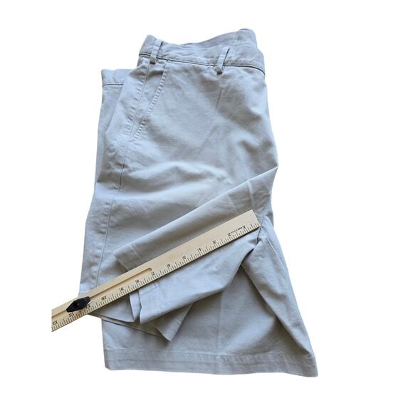 Peter Millar Men’s Khak Tan Flat Front i Short Golf Beach Travel Size 40 - Picture 4 of 5